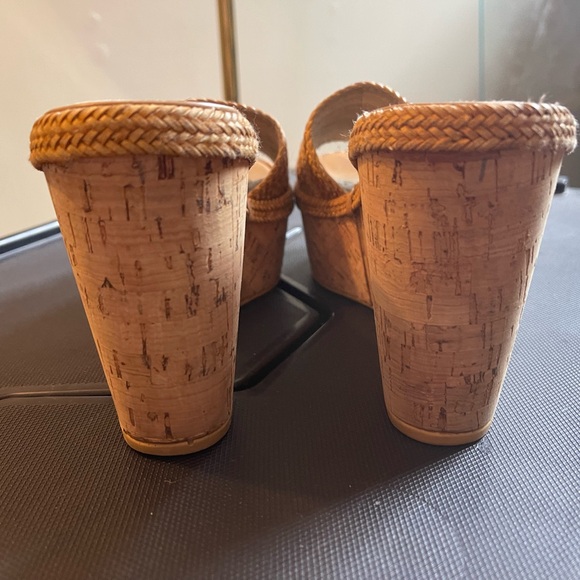 Stuart Weitzman slides size 37 - Picture 7 of 11